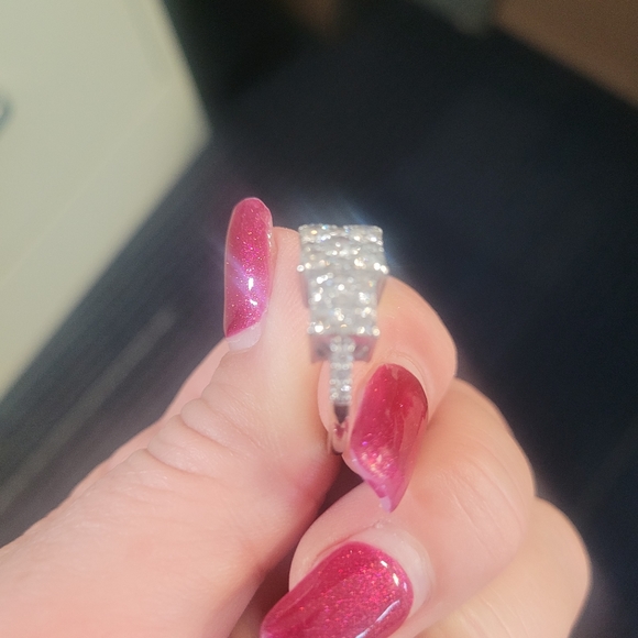 Diamond Cluster Ring